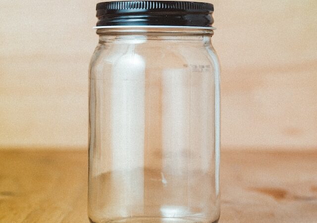 Why Glass Jars Are the Perfect Solution for Storing Food Products