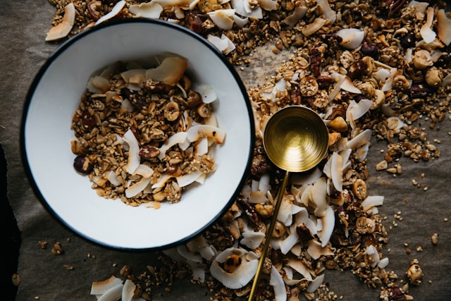 The Art of Cooking with Ancient Grains: Incorporating Nutritious Staples into Modern Meals